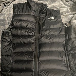 North Face men’s vest